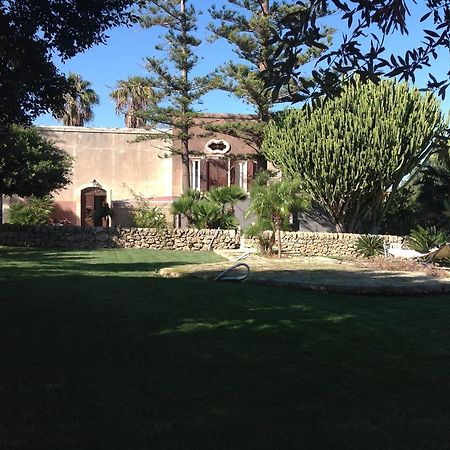 Campo Reale Country Rooms Pachino Exterior photo